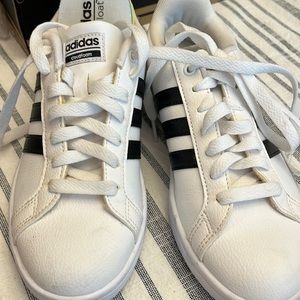 6.5M Addidas cloudfoam. Second hand. Good condition. Please review pictures.